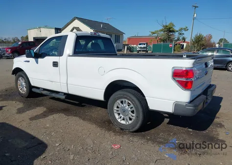 2013 Ford F-150 Xl z USA, uszkodzony, nr VIN 1FTMF1CM7DKF12952